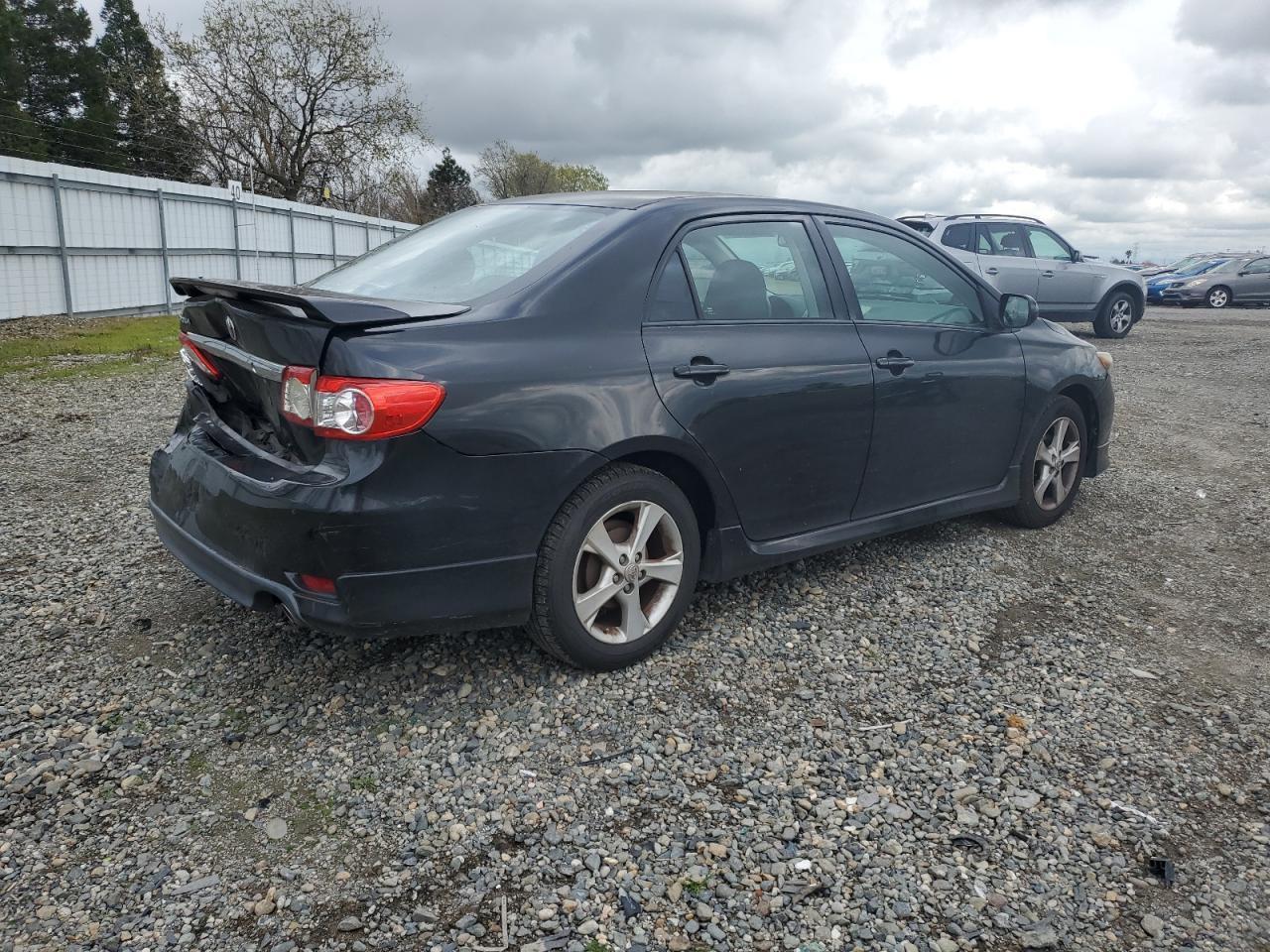 2013 TOYOTA COROLLA BA - Image 3