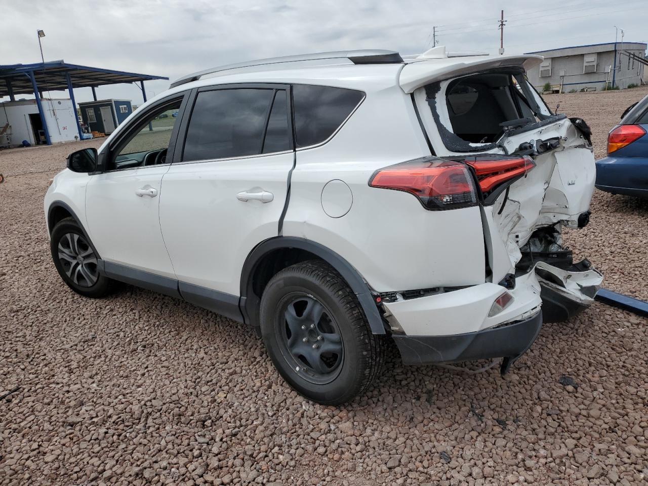 2017 TOYOTA RAV4 LE - Image 2