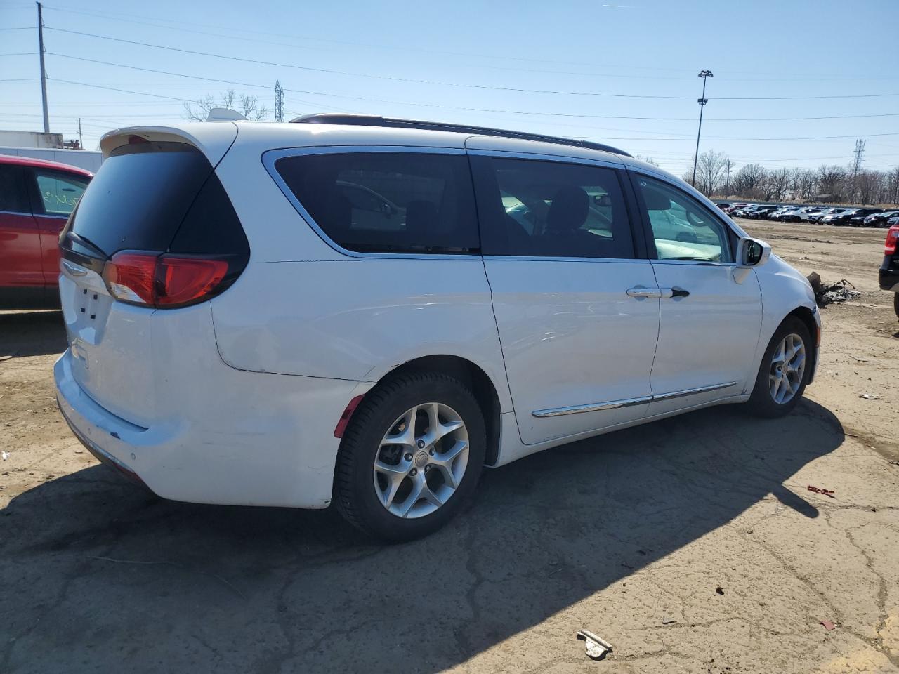 2017 CHRYSLER PACIFICA T - Image 3