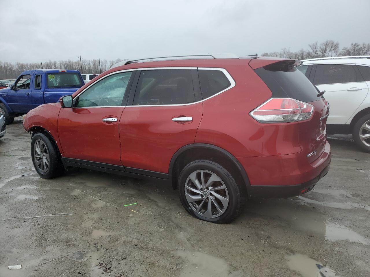2016 NISSAN ROGUE S - Фото 2