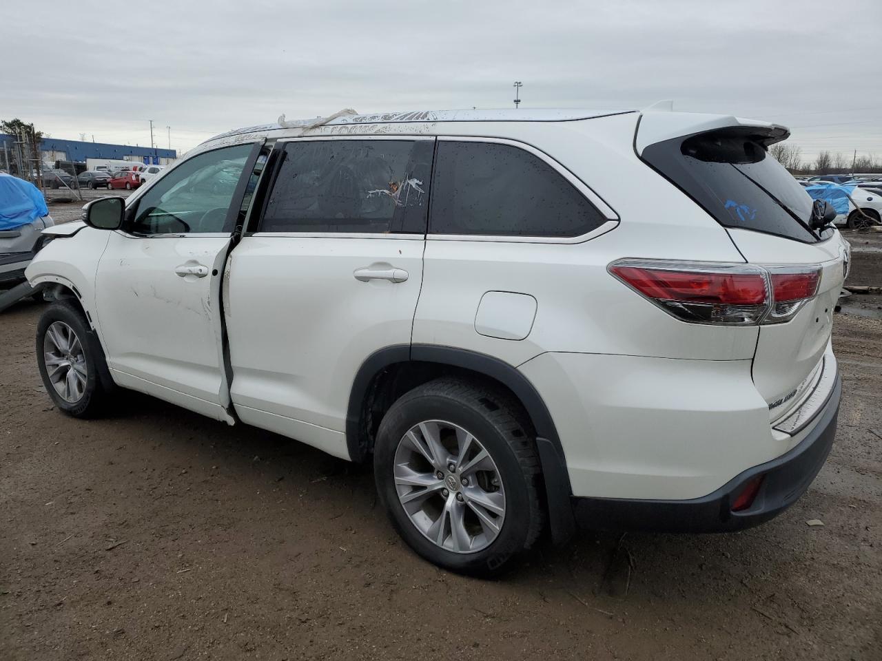 2014 TOYOTA HIGHLANDER - Фото 2