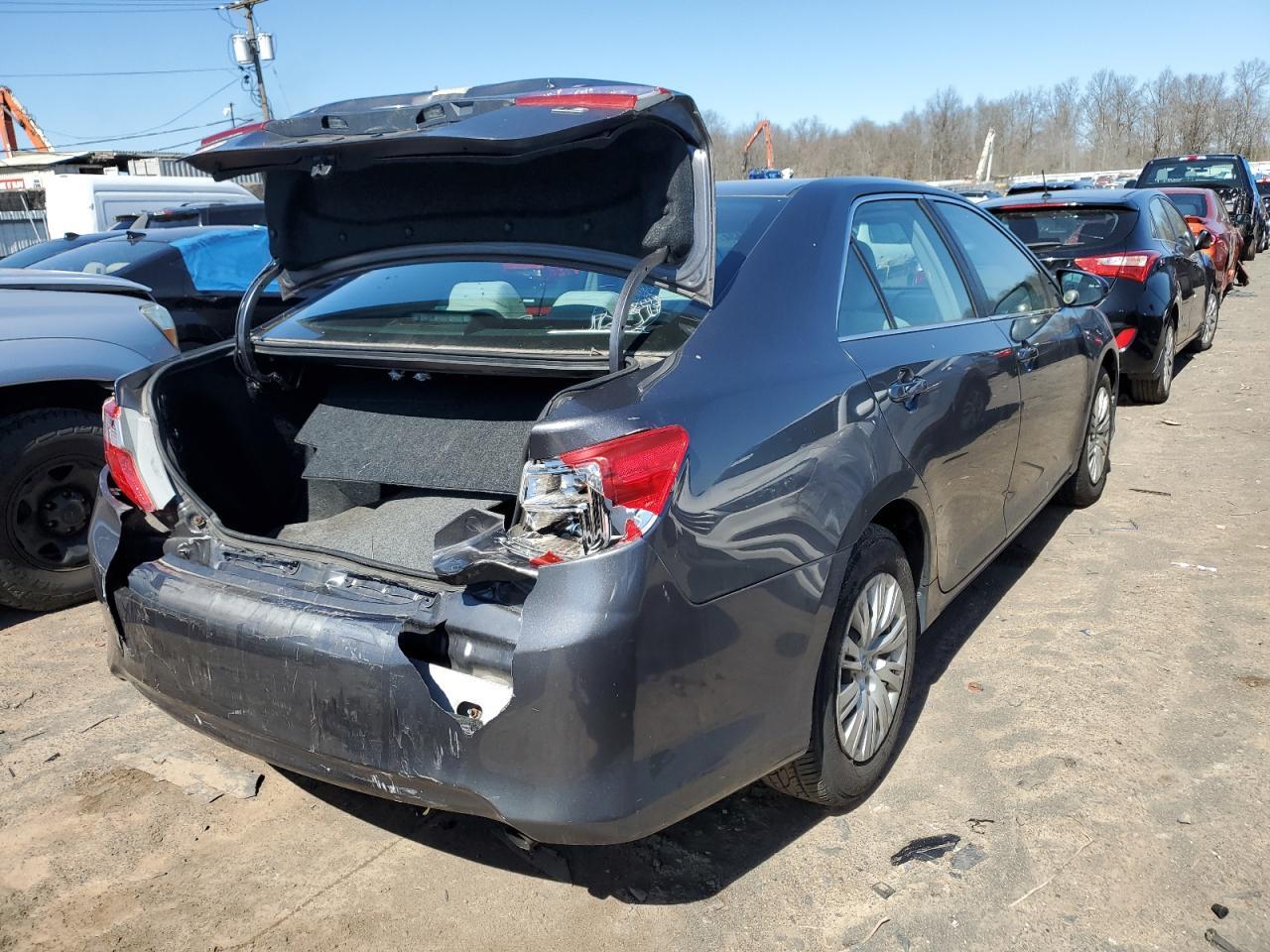 2012 TOYOTA CAMRY BASE - Фото 3