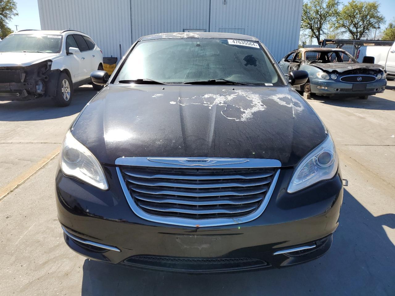 2012 CHRYSLER 200 LX - Image 5