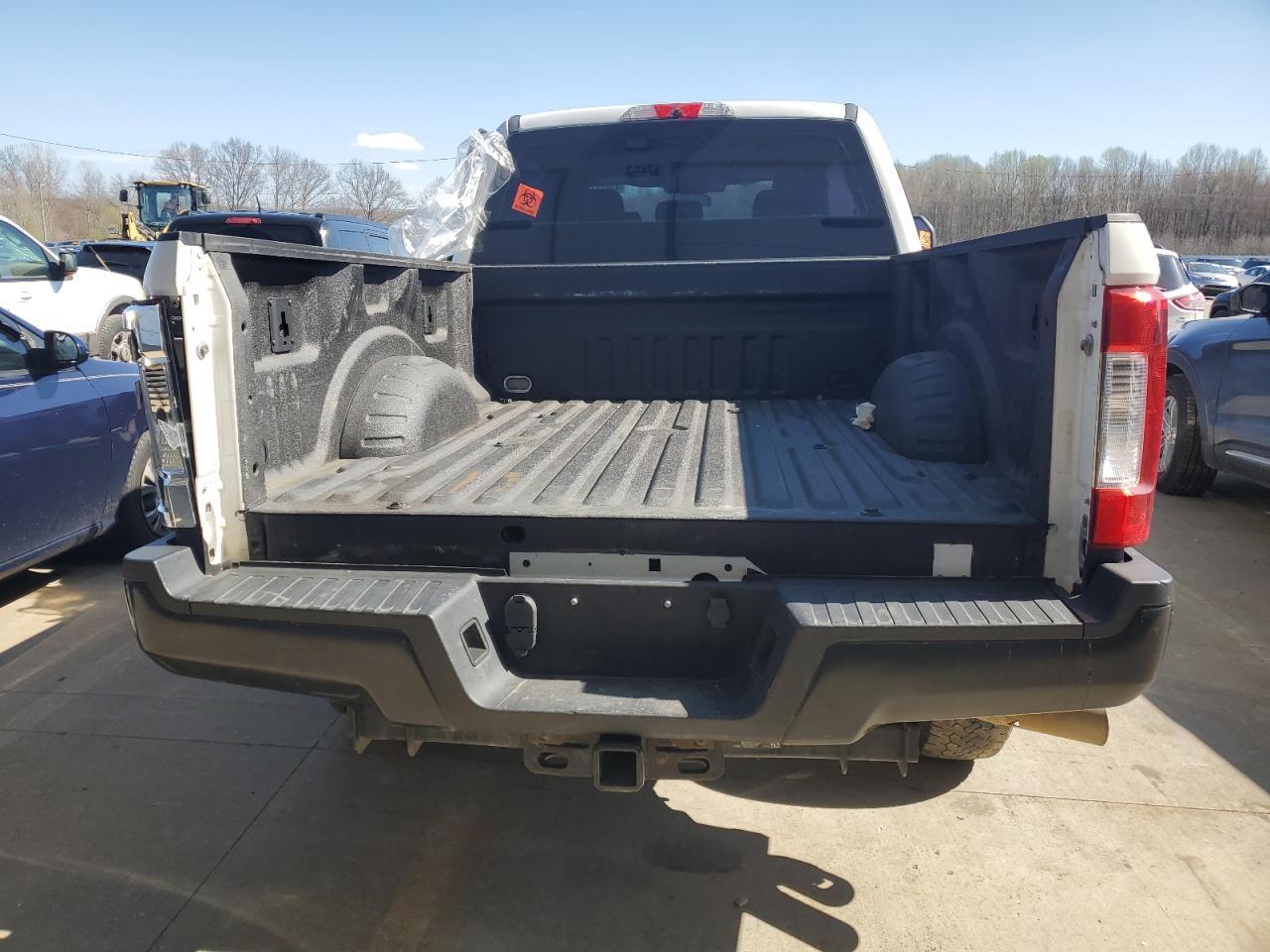 2017 FORD F250 SUPER - Image 6