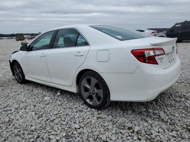 2014 Toyota Camry L - Фото 2