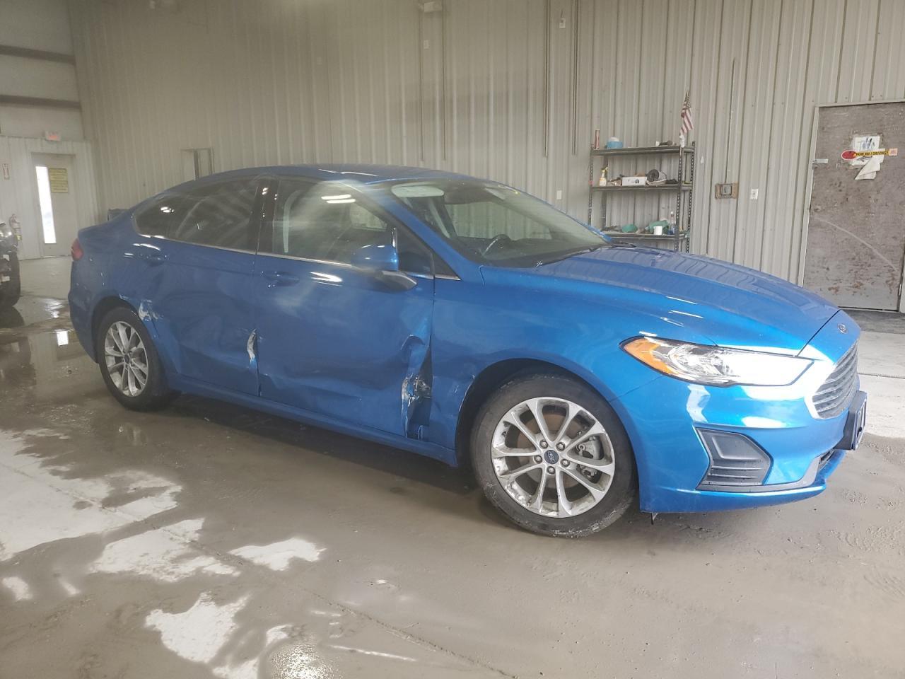 2020 FORD FUSION SE - Image 4