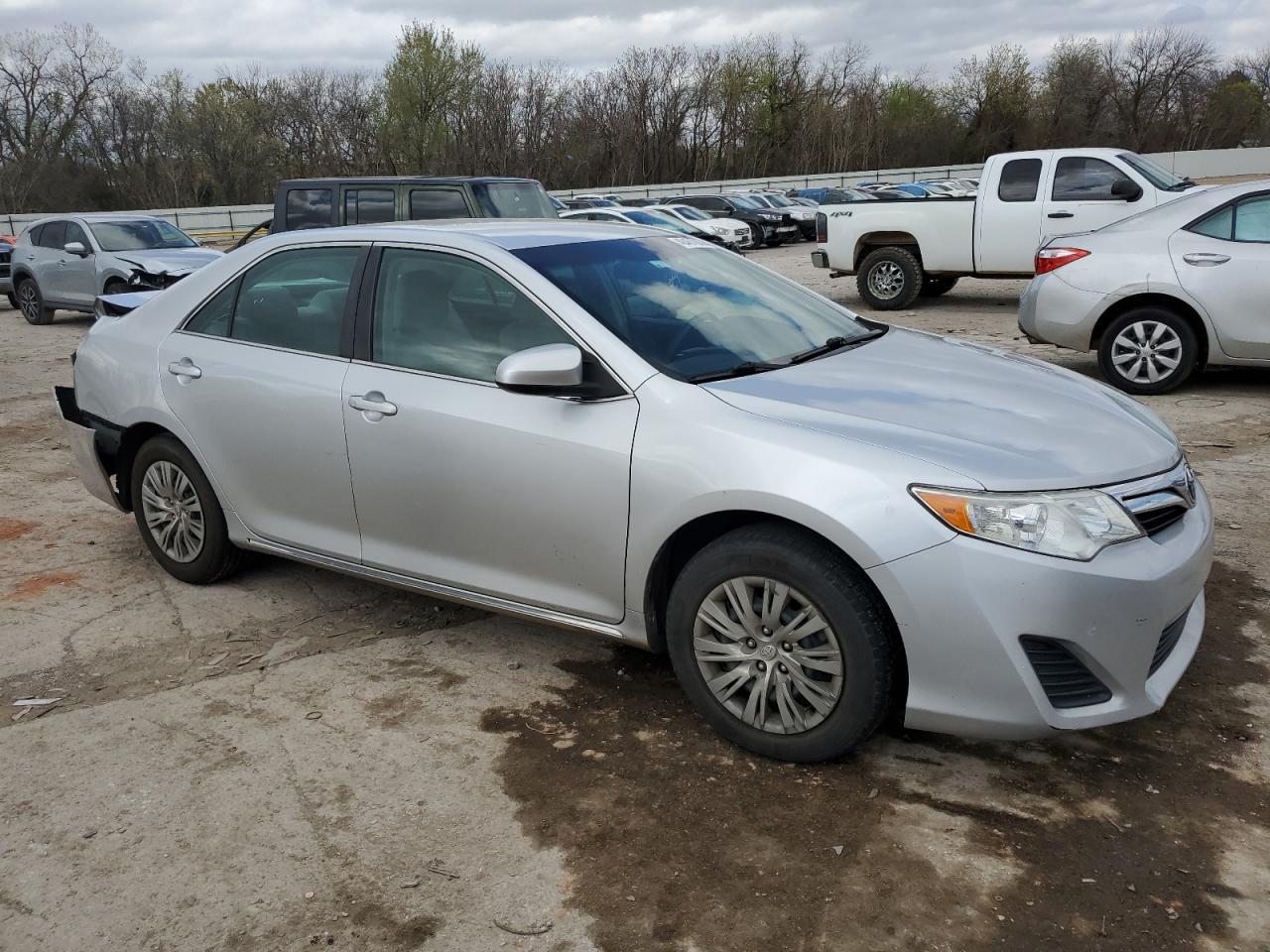 2014 TOYOTA CAMRY L - Фото 4