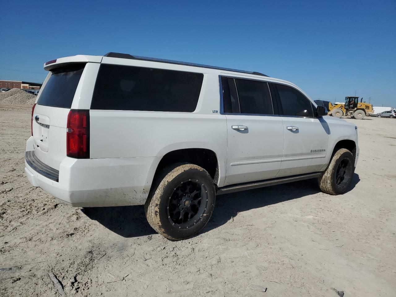 2016 CHEVROLET SUBURBAN K - Image 3
