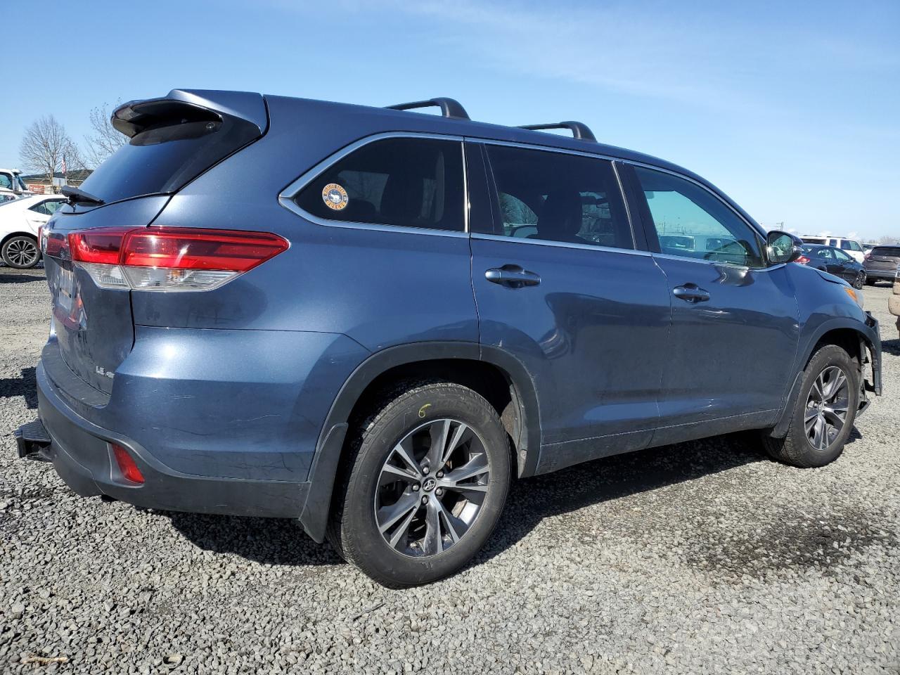 2018 TOYOTA HIGHLANDER - Фото 3