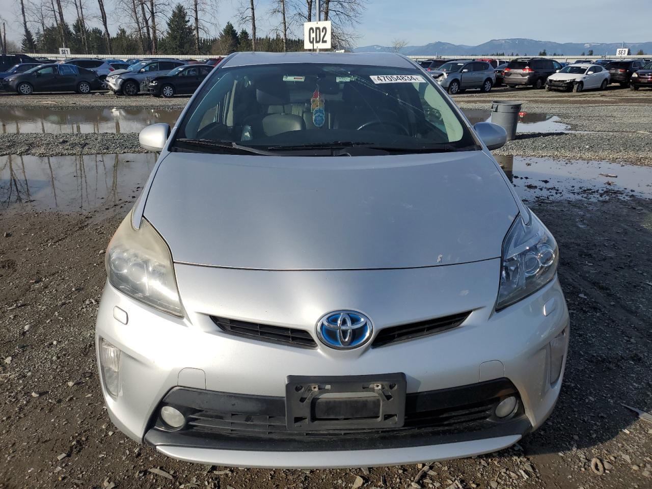 2013 TOYOTA PRIUS - Image 5