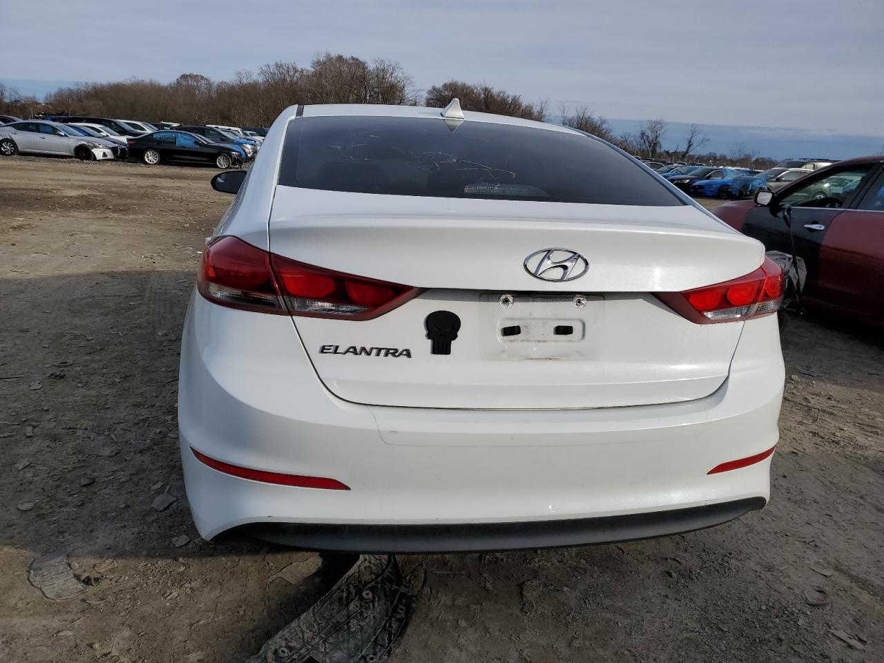 2017 HYUNDAI ELANTRA SE - Image 6