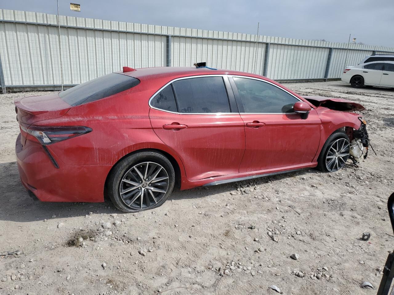 2021 TOYOTA CAMRY SE - Image 3
