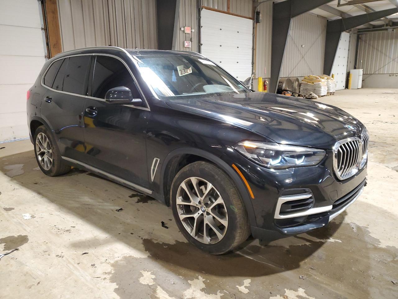 2023 BMW X5 XDRIVE4 - Фото 4