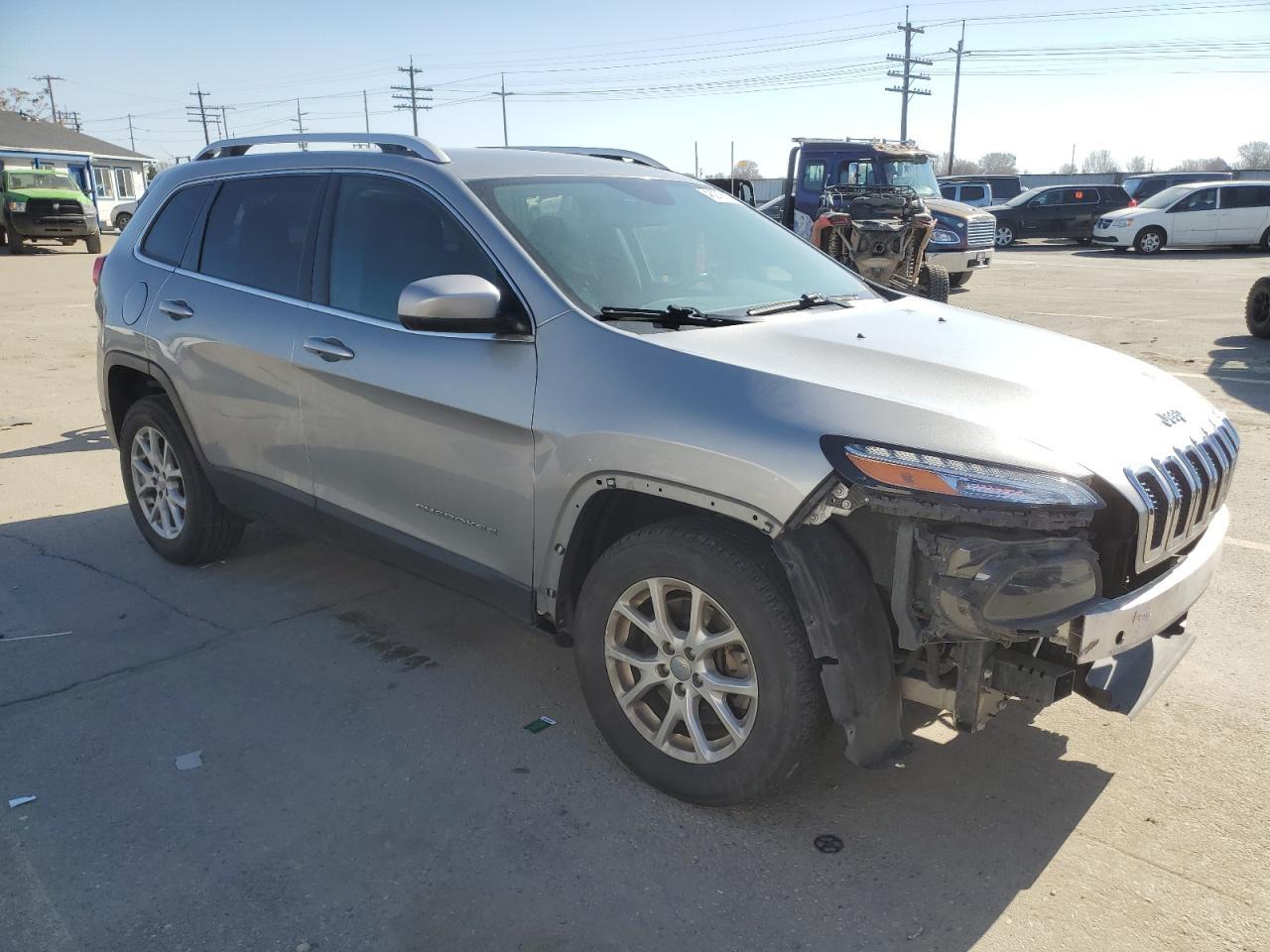 2016 JEEP CHEROKEE L - Image 4