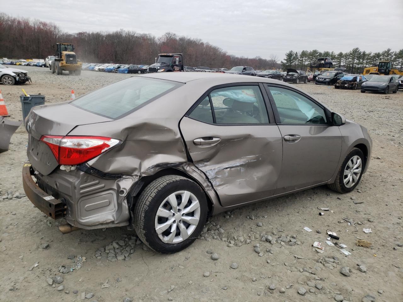 2015 TOYOTA COROLLA L - Фото 3