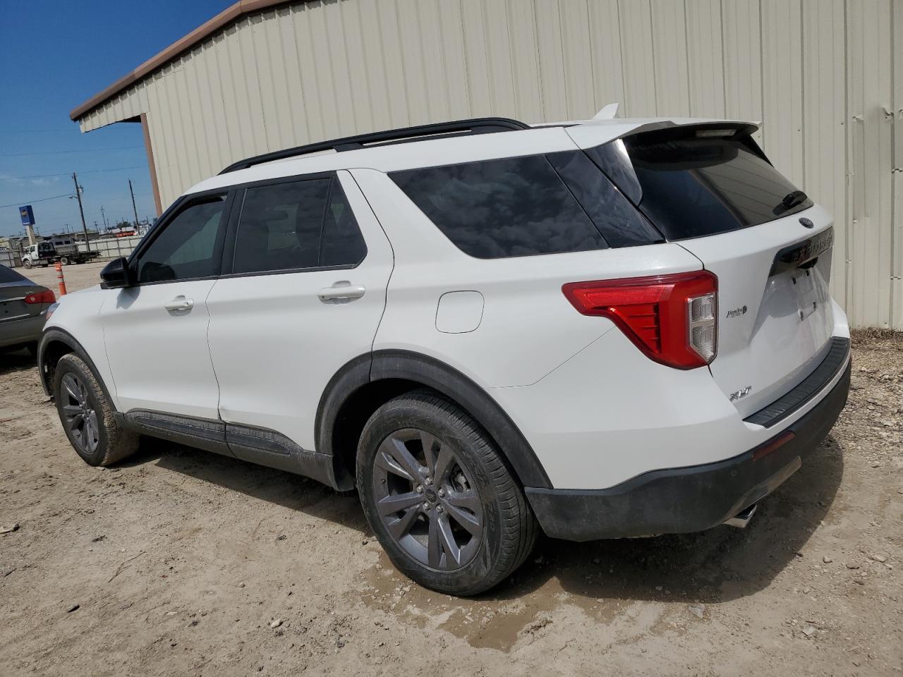 2023 FORD EXPLORER X - Фото 2