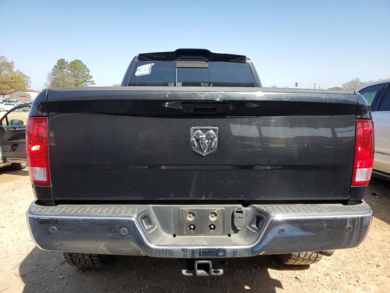 2017 RAM 2500 SLT - Image 6