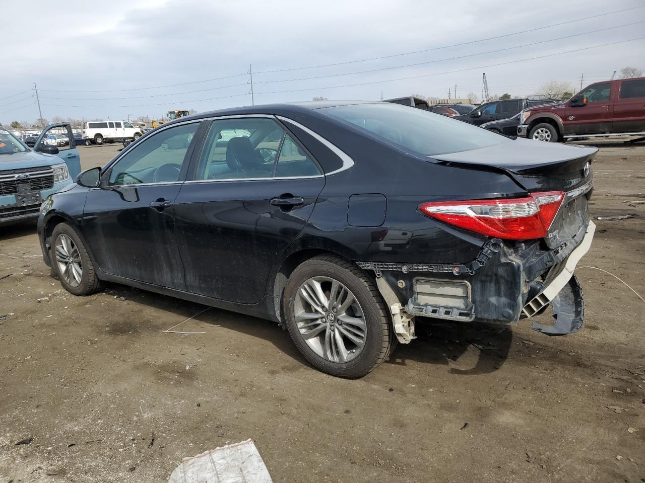 2017 TOYOTA CAMRY LE - Фото 2