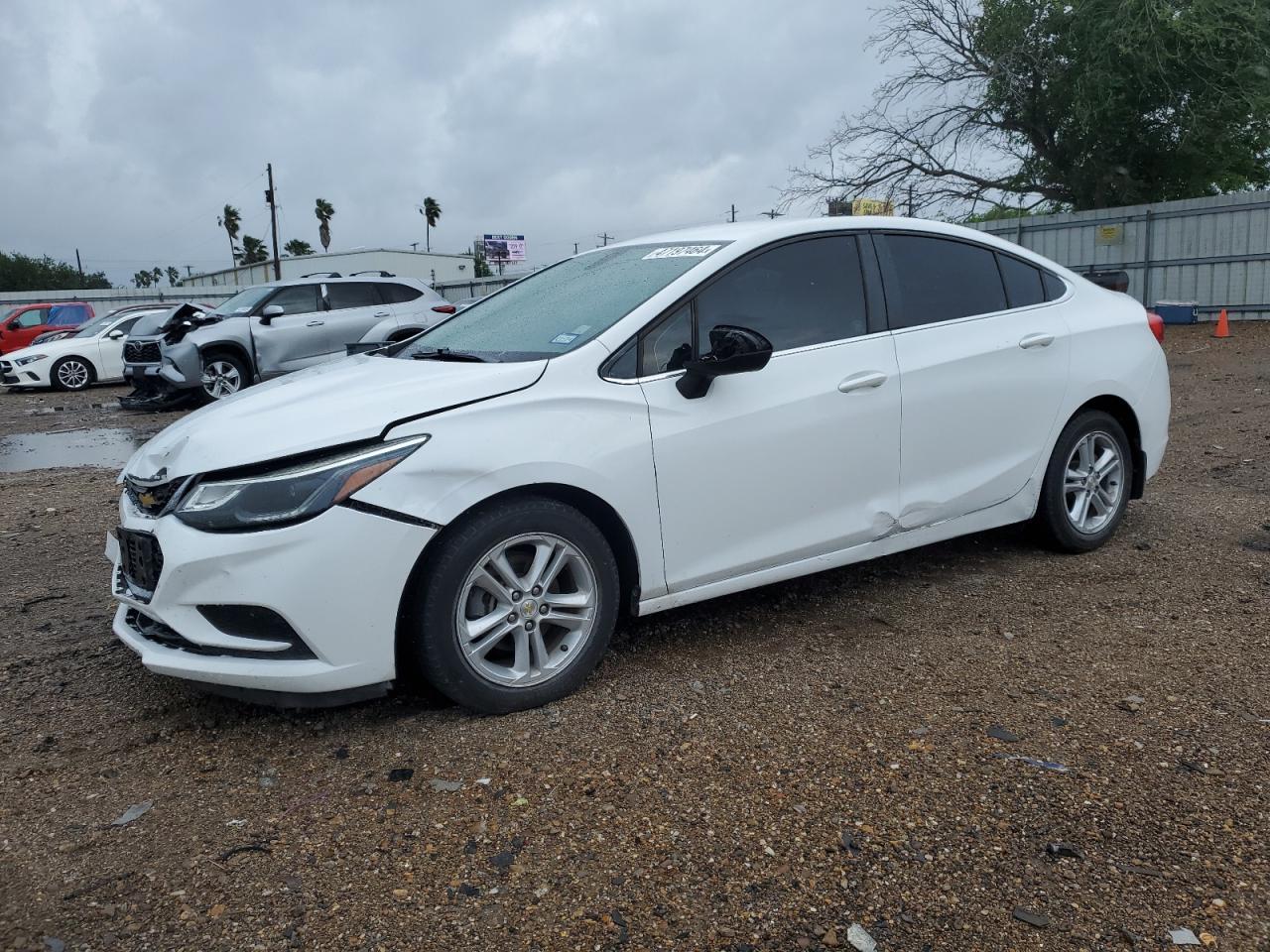 2017 CHEVROLET CRUZE LT