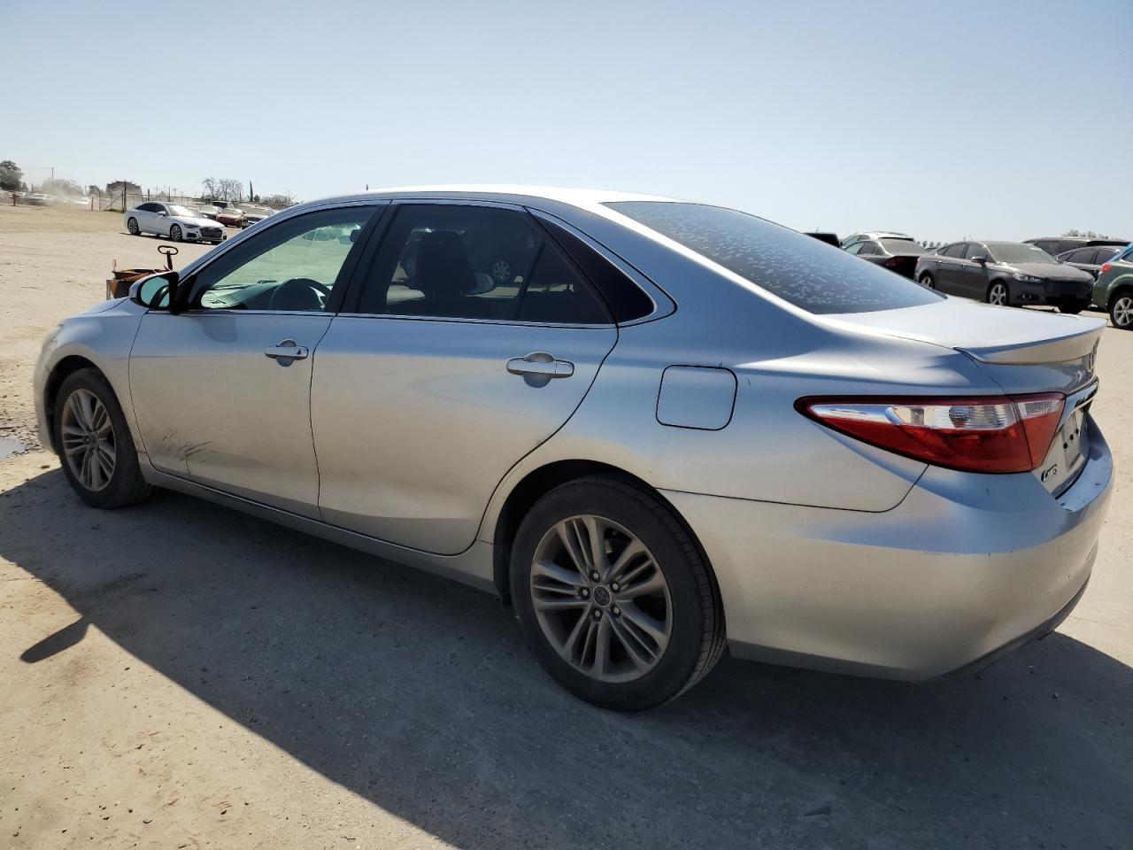 2016 TOYOTA CAMRY LE - Image 2