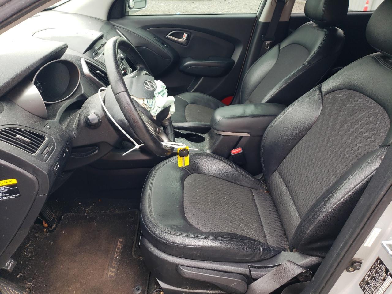 2012 HYUNDAI TUCSON GLS - Image 7