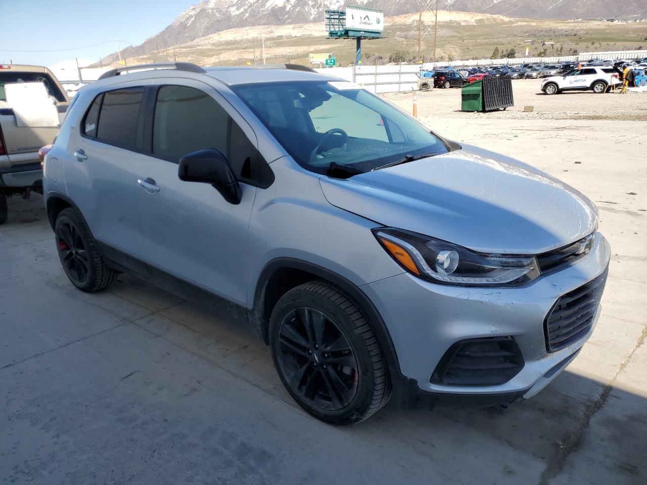 2019 CHEVROLET TRAX 1LT - Фото 4