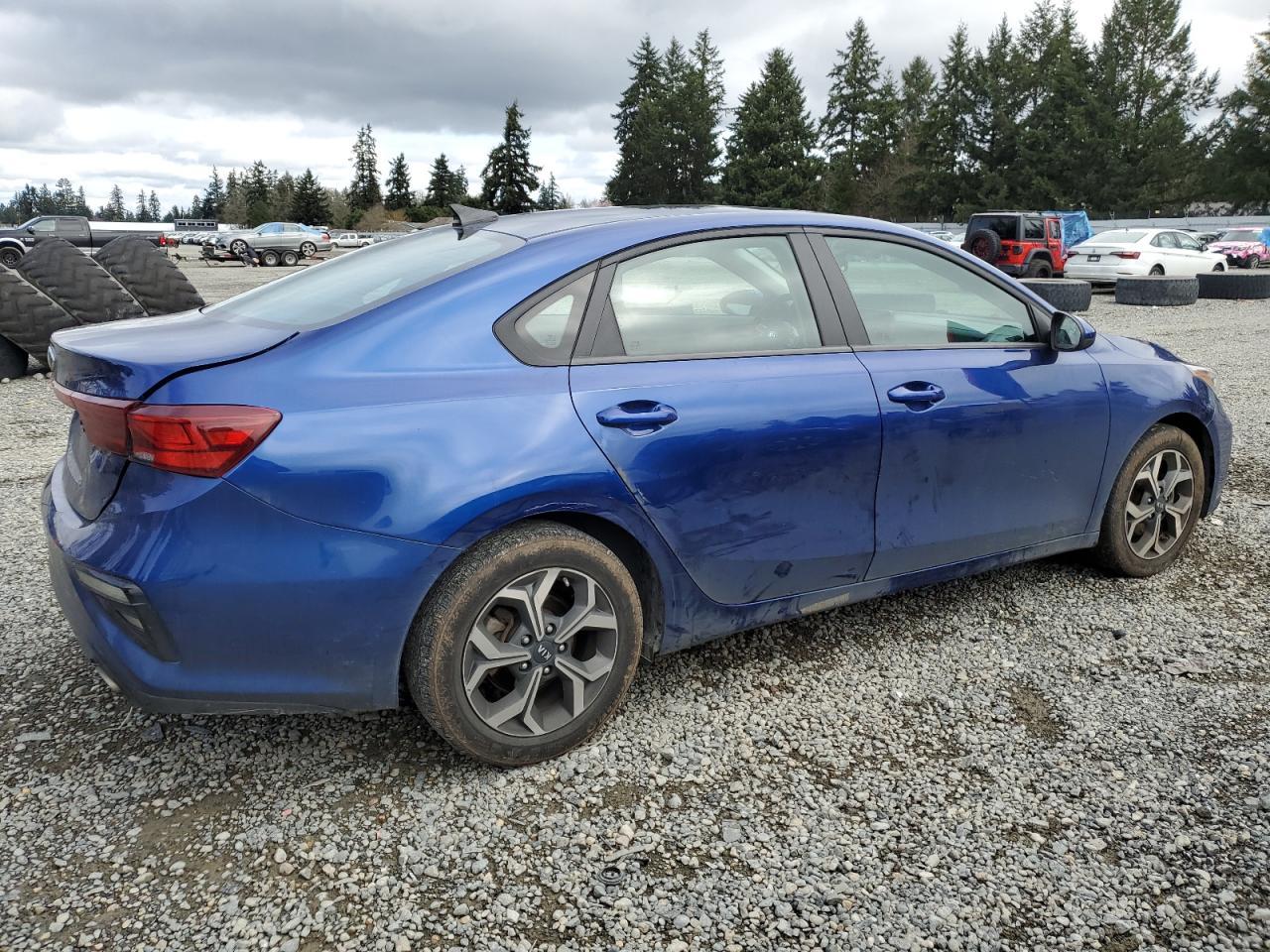 2021 KIA FORTE FE - Image 3