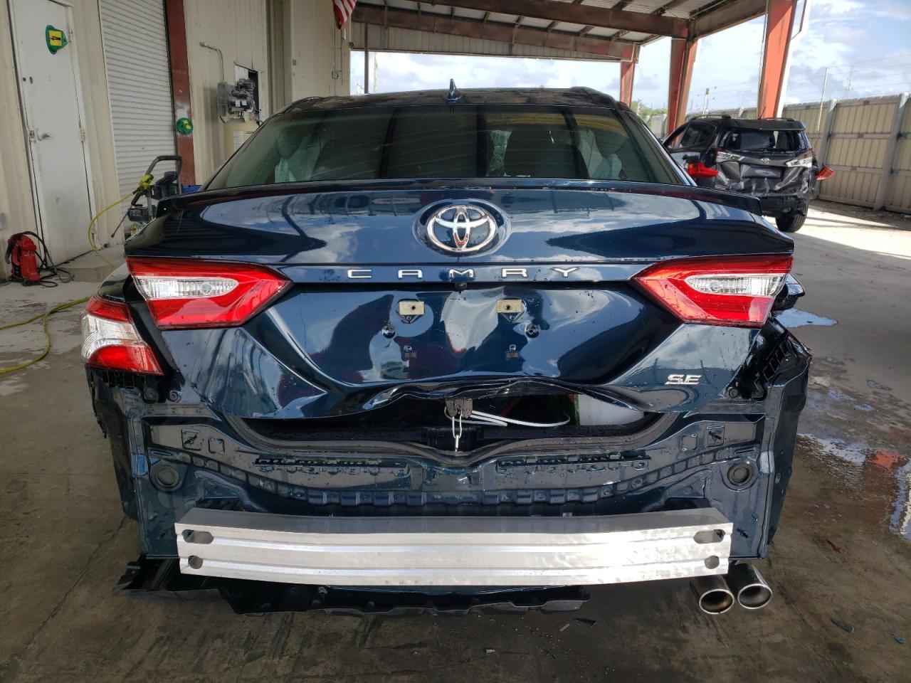 2020 TOYOTA CAMRY SE - Image 6