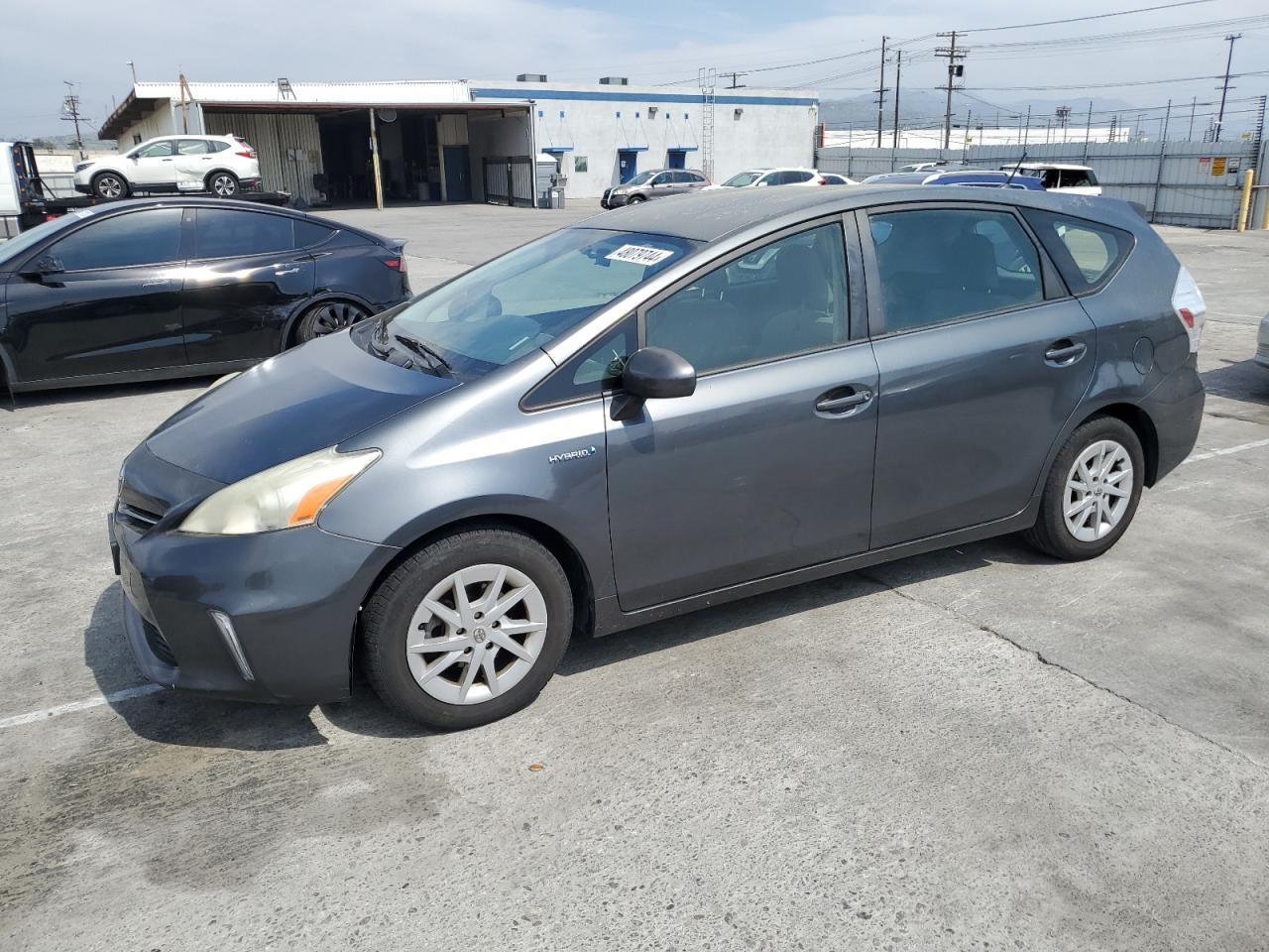 2014 TOYOTA PRIUS V car image