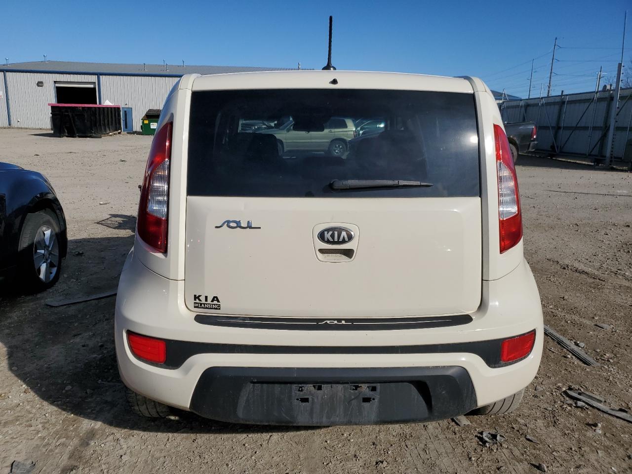 2013 KIA SOUL - Image 6