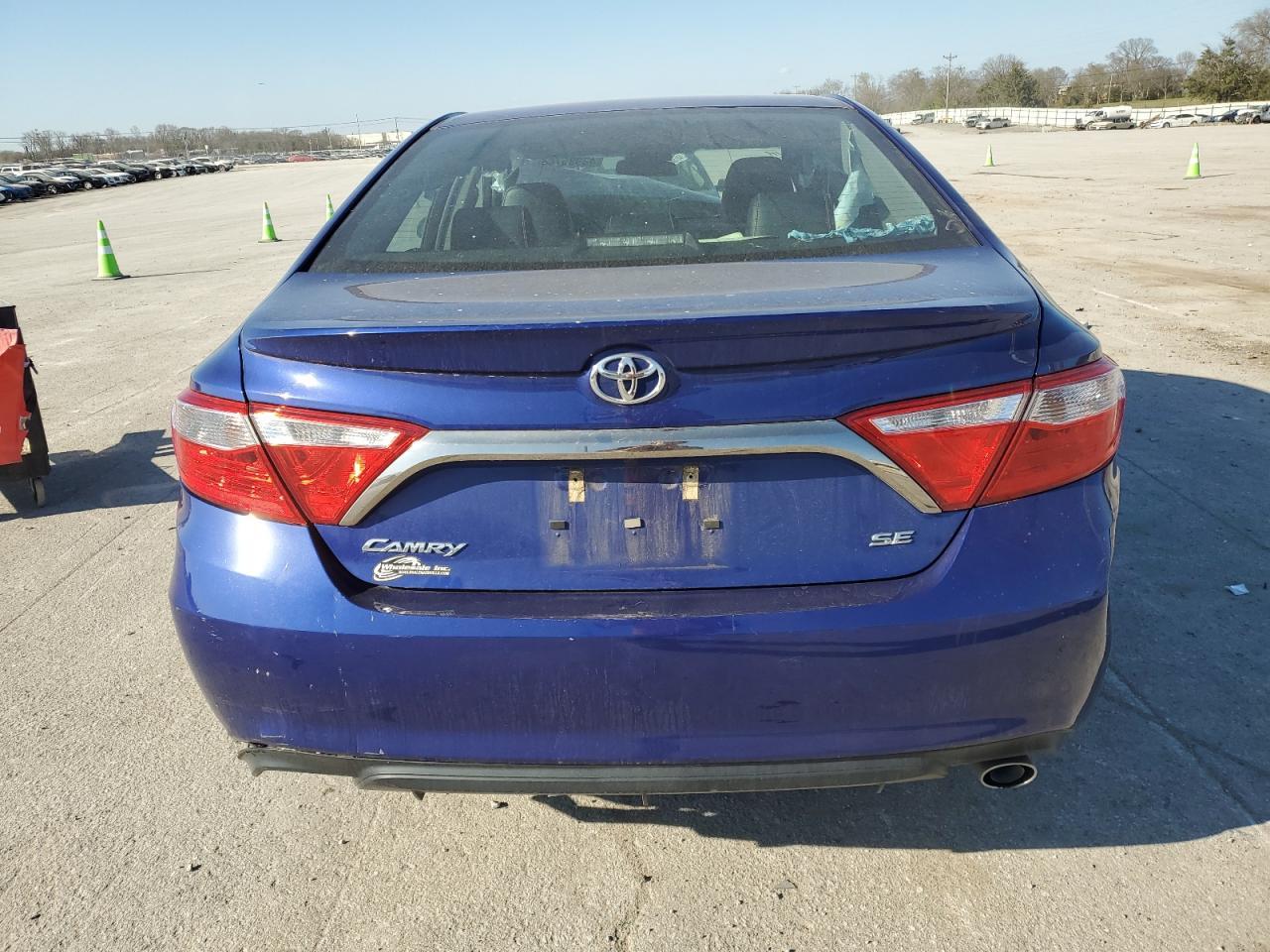 2016 TOYOTA CAMRY LE - Фото 6
