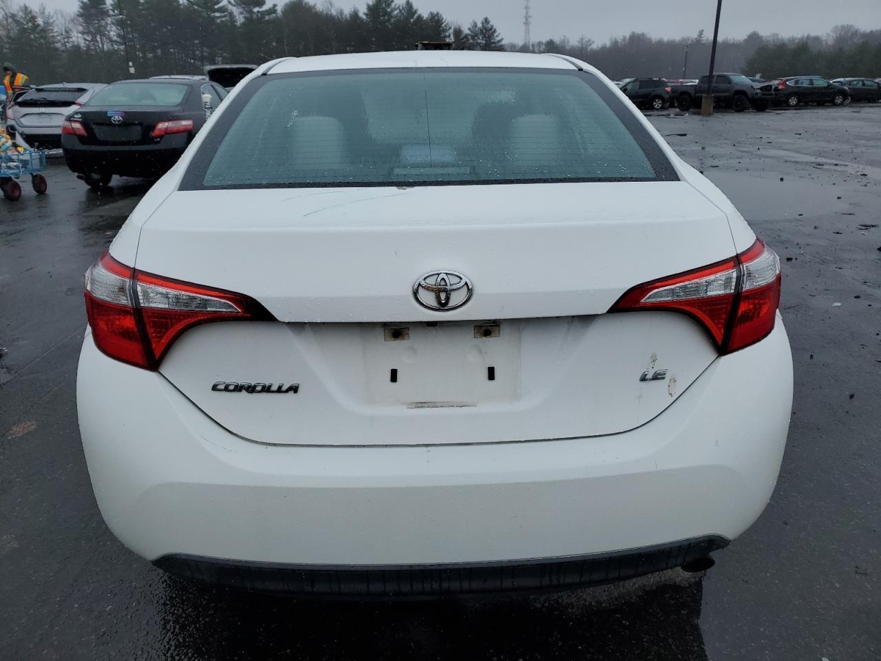 2014 TOYOTA COROLLA L - Image 6
