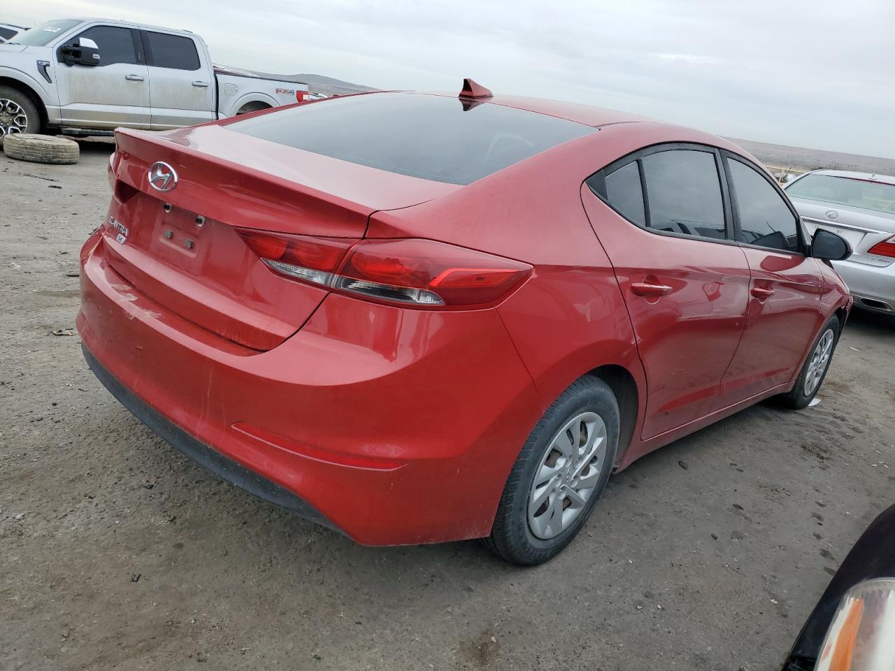 2017 HYUNDAI ELANTRA SE - Фото 3