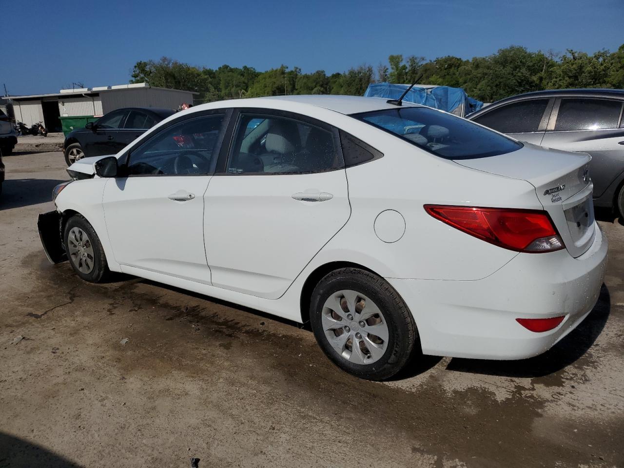 2015 HYUNDAI ACCENT GLS - Image 2