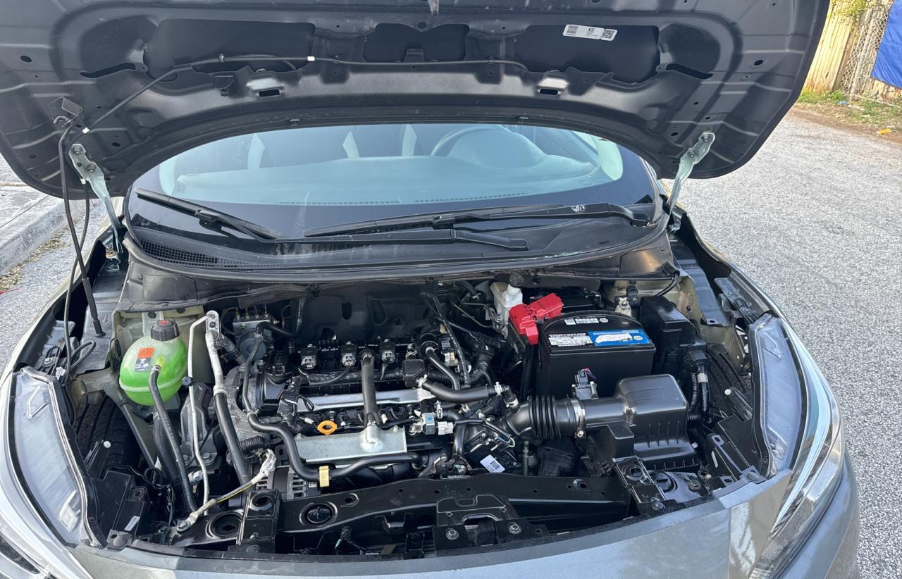 2021 NISSAN VERSA SV - Image 7