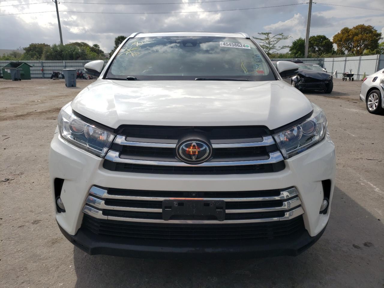 2018 TOYOTA HIGHLANDER - Image 5