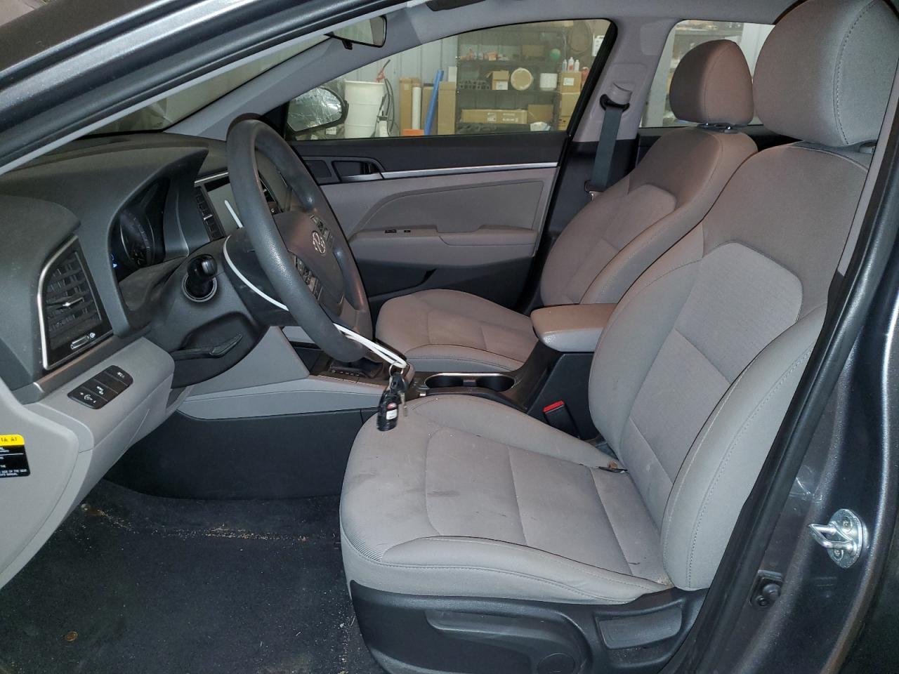 2018 HYUNDAI ELANTRA SE - Фото 7