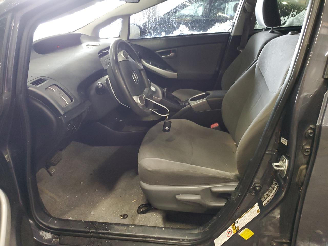 2013 TOYOTA PRIUS - Фото 7