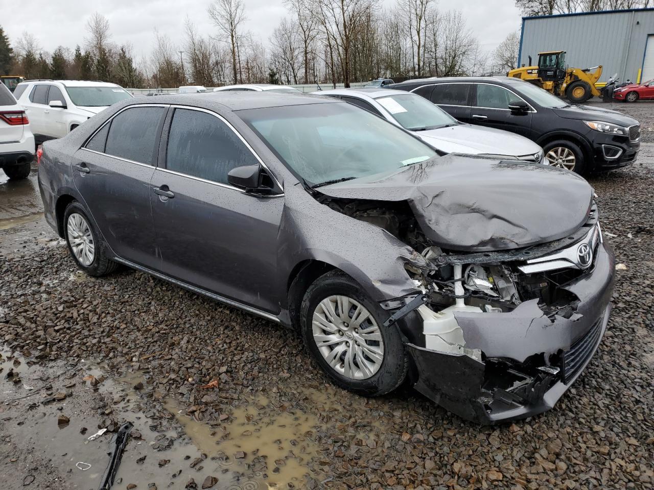 2014 TOYOTA CAMRY L - Фото 4