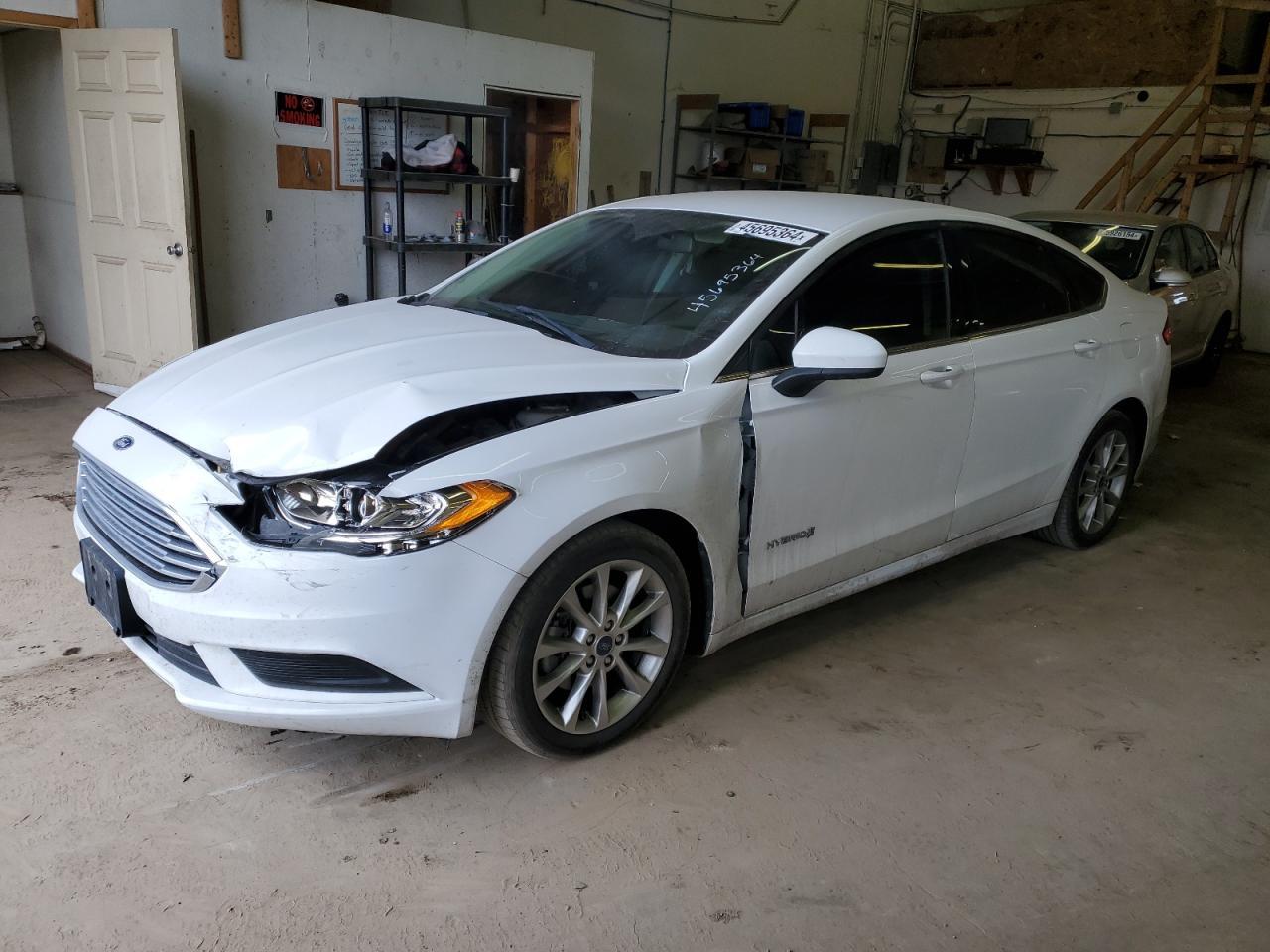 2017 FORD FUSION SE car image