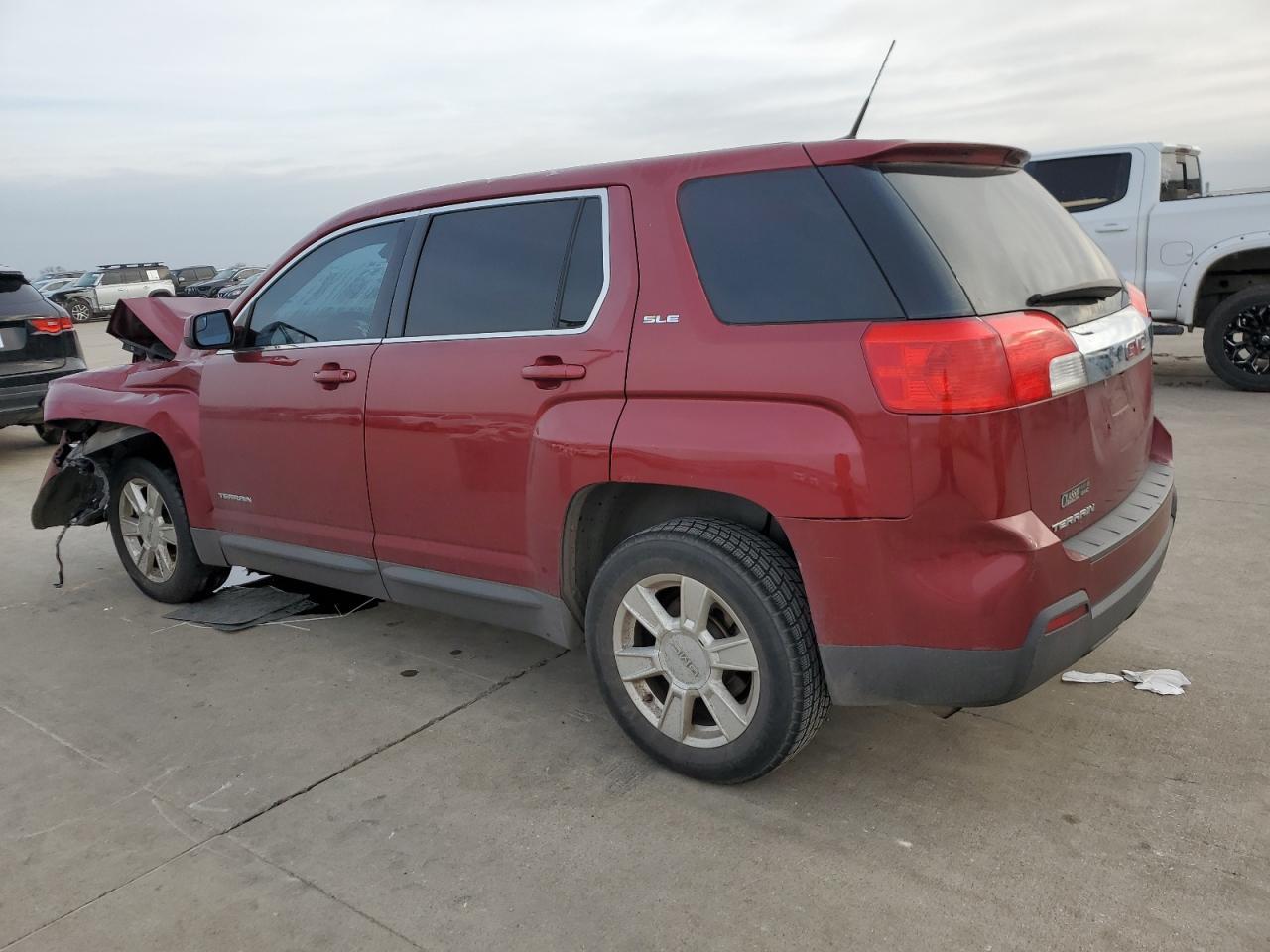 2012 GMC TERRAIN SL - Image 2