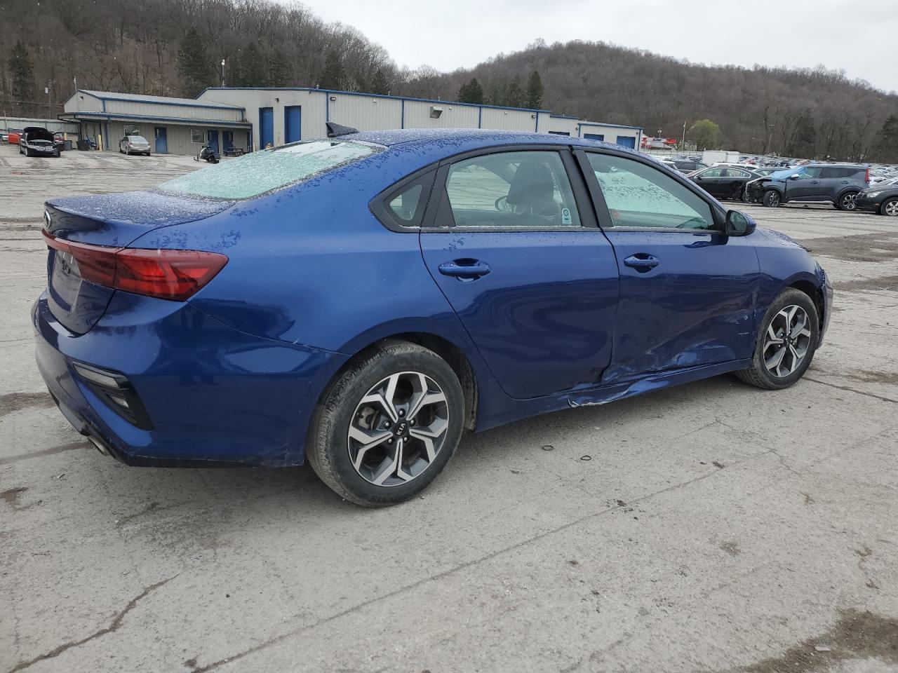 2021 KIA FORTE FE - Image 3