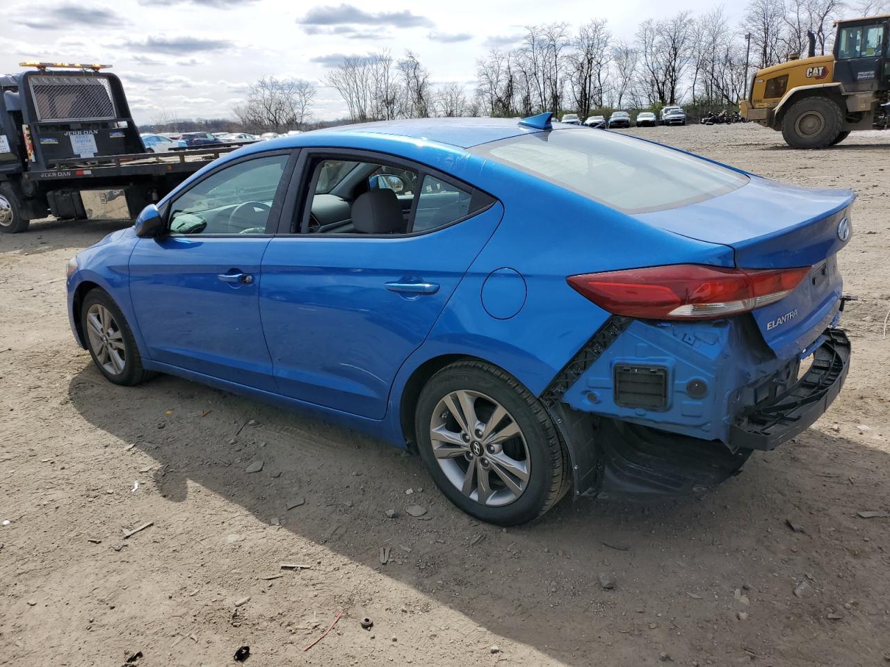 2017 HYUNDAI ELANTRA SE - Image 2