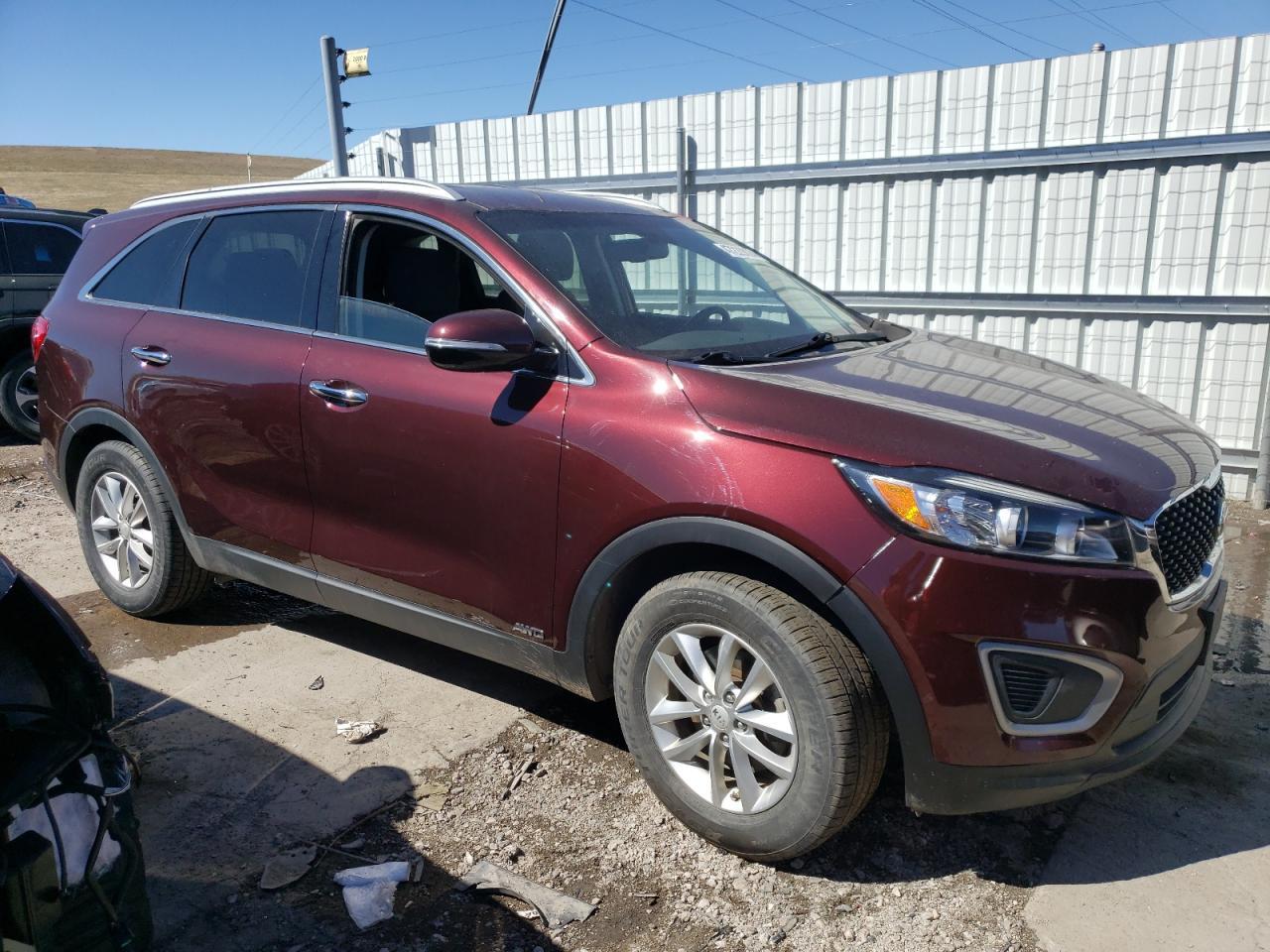 2017 KIA SORENTO LX - Image 4
