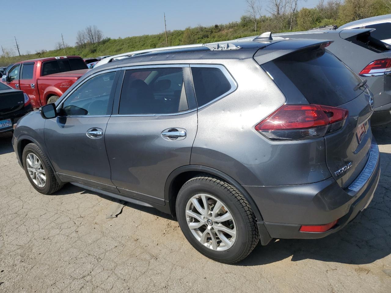 2018 NISSAN ROGUE S - Фото 2