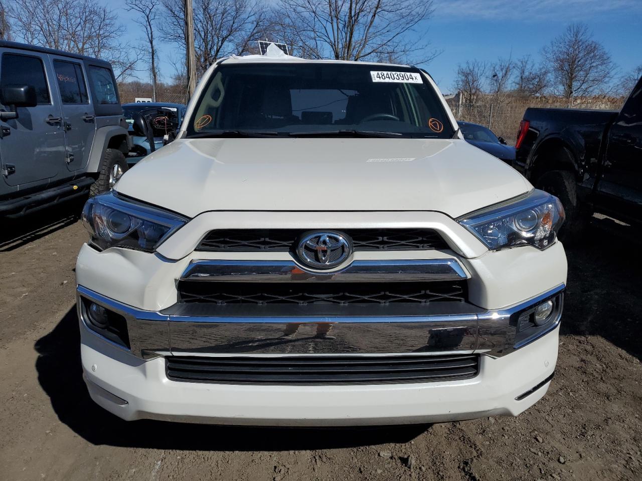 2018 TOYOTA 4RUNNER SR - Фото 5