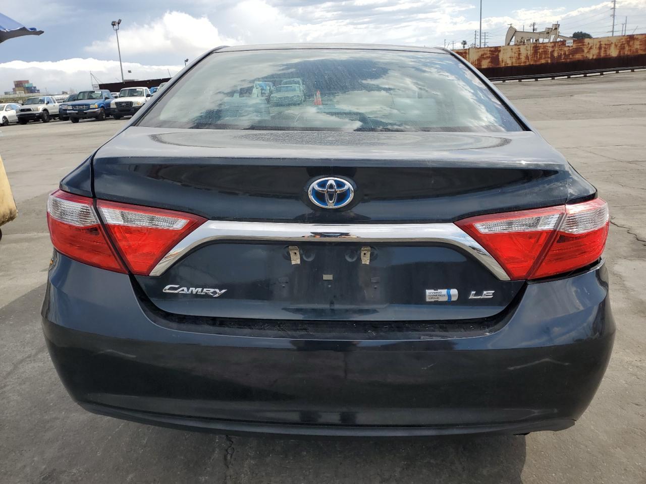 2017 TOYOTA CAMRY HYBR - Image 6