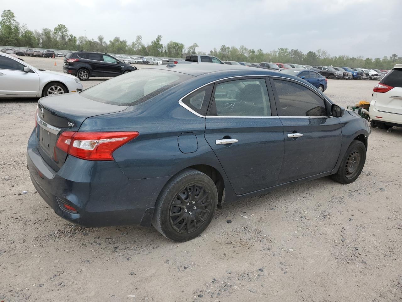 2017 NISSAN SENTRA S - Фото 3