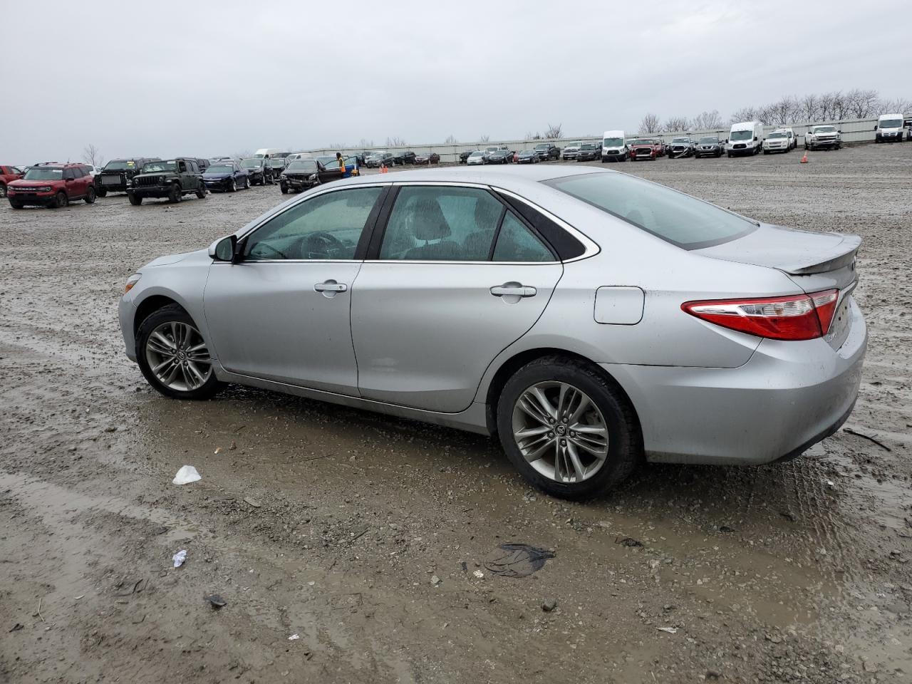 2017 TOYOTA CAMRY LE - Image 2