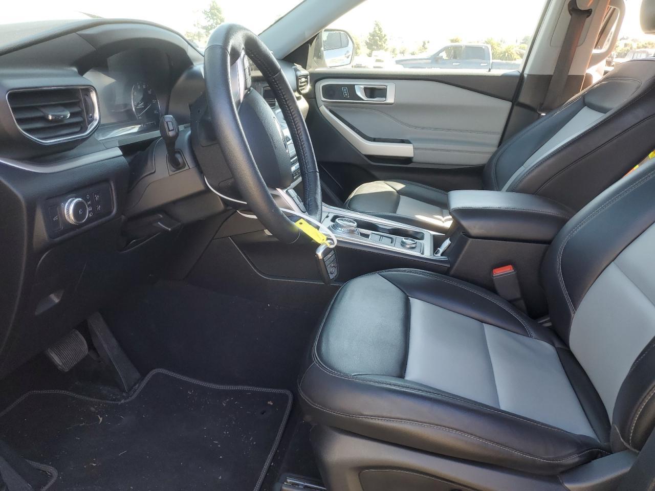 2022 FORD EXPLORER X - Фото 7
